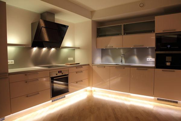 Светодиодная лента на кухню - 65 фото